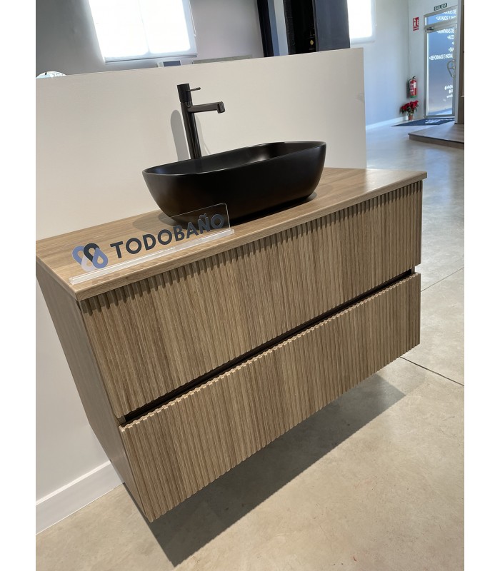 Imagen real del mueble en nogal